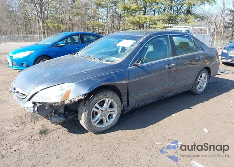 2006 Honda Accord 2.4 Ex z USA, uszkodzony, nr VIN 1HGCM56716A179978